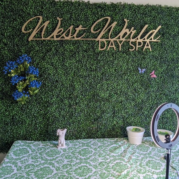 Makeup Robe - Picture 3 of 5